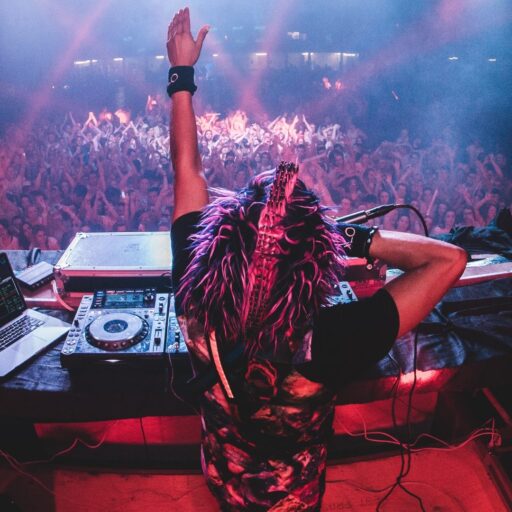 demo-attachment-8-erik-mclean-KoB1cealTzw-unsplash